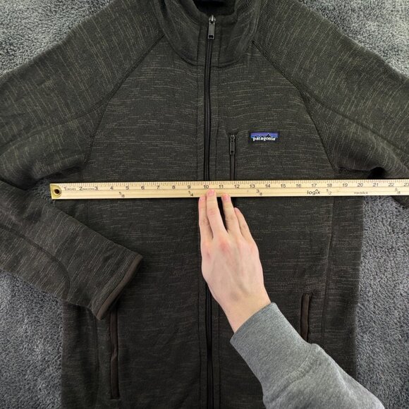 Patagonia Olive Sweater Jacket - Picture 4 of 13